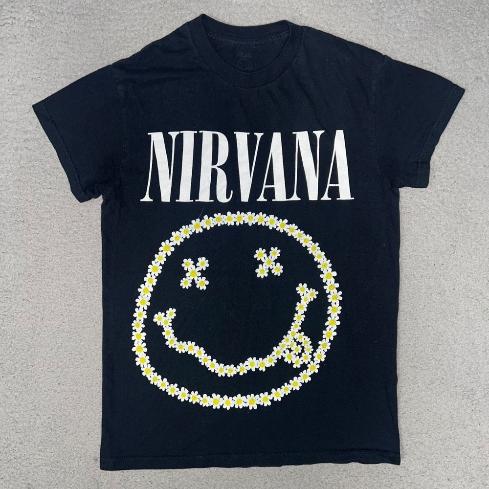 Nirvana Smiley Face Logo Of Daisies T Shirt Women's Size XS Black Floral Top Tee